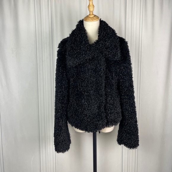 Lulu's Black Teddy Jacket - Picture 2 of 13